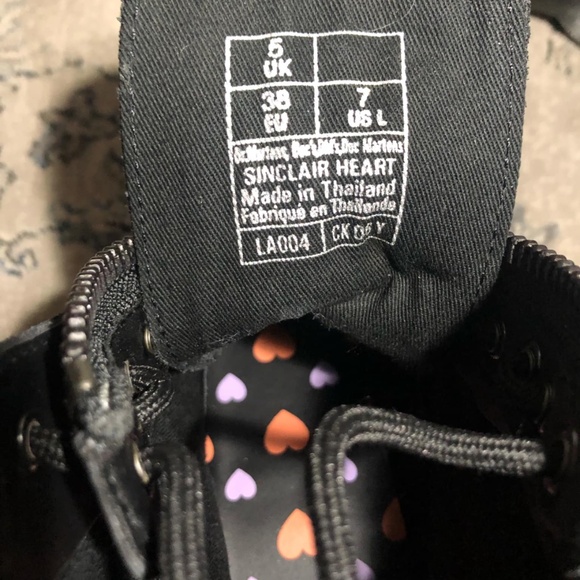 Dr. Martens Sinclair Heart Platform Boot - Picture 10 of 11